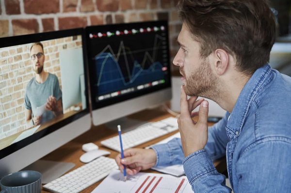 les cours en ligne sont-ils efficaces de nos jours?