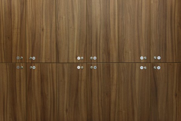 Les lockers pour les employés : Comment faciliter le stockage des effets personnels sur le lieu de travail à Paris Saint Lazare?