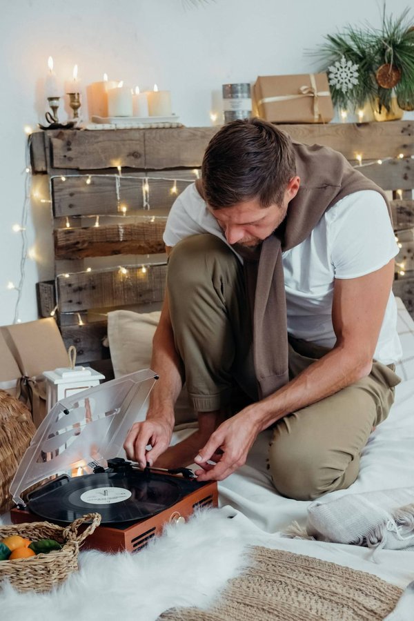 Remémorez des beaux souvenirs avec le tourne disque